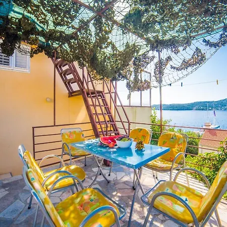 Peljesac -orsula Daire Kuciste